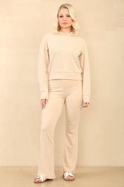 Colour – Beige