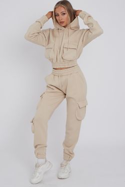 Colour – Beige