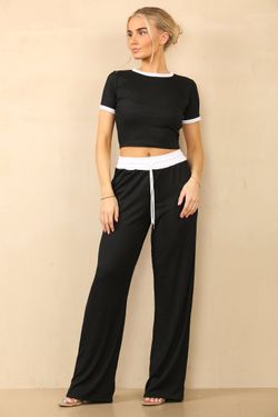 Colour – Black