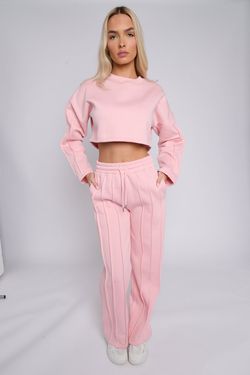 Colour – Pink