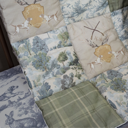 Pattern – Heritage Crest