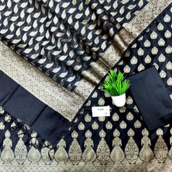 Colors – Black