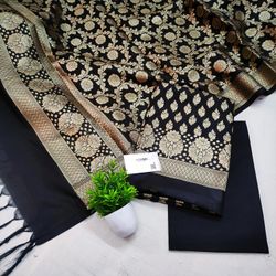 Colors – Black