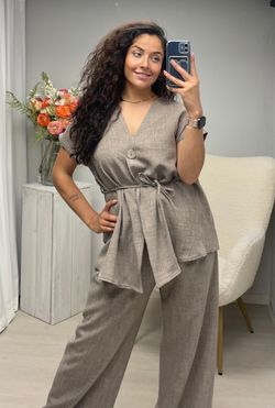 Taupe