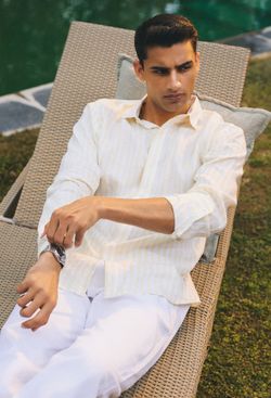 Color – Yellow-White