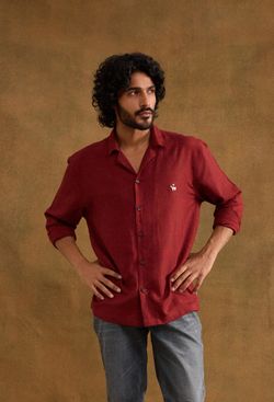 Color – Maroon