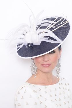 Navy/Ivory