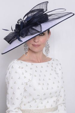 Ivory / Navy