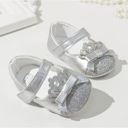 Color – Silver