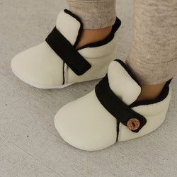 Color – Off-White