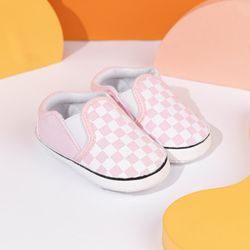 Color – Pink