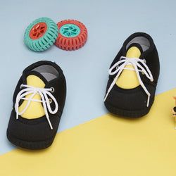 Color – Black