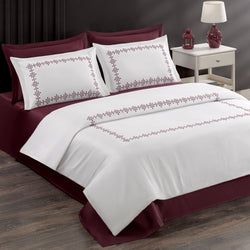 Renkler – Bordo