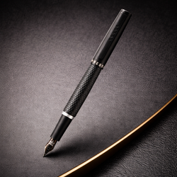 Finish – Carbon
