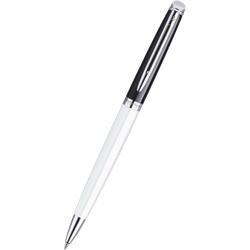 Finish – Black & White