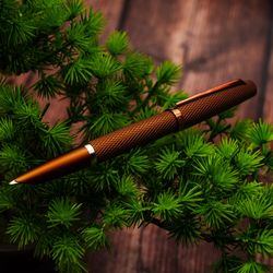 Color – Brown