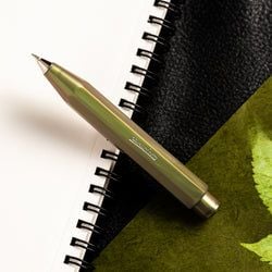 Finish – Lunar Shadow Green