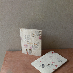 Finish – Bougainvillea & Mugwort