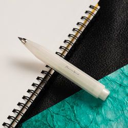 Finish – Lunar Light Green