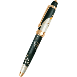 Finish – Black White Gold