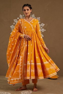 Color – Orange