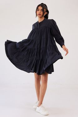 Color – Black