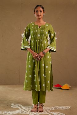 color – Green