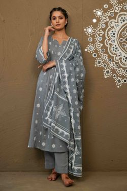 Color – Grey
