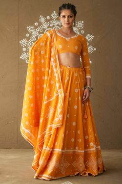 color – Orange