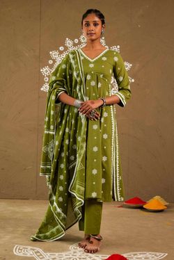 Color – Green