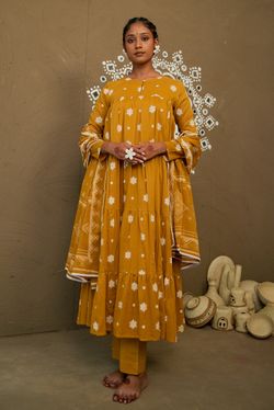 Color – Ochre