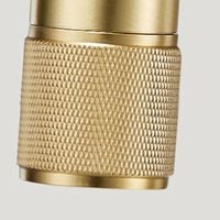 Knurled