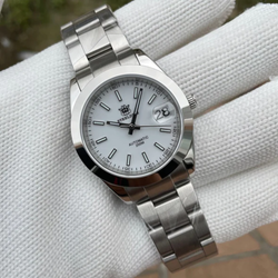 Dial Color / Bracelet – White-Oyster
