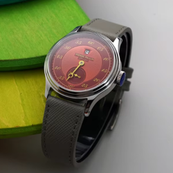 Dial Color – Red