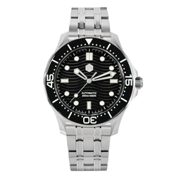Dial Color – Black