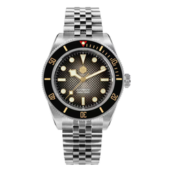 Dial Color – Black