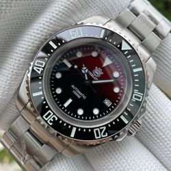 SD1964 – Black- Maroon