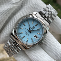 Dial Color / Bracelet – Tifaany Blue-Jubilee