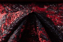 Color – Red / Black