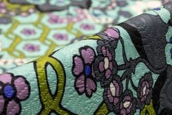 Color – Green / Gray / Lavender