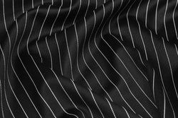 Color – Black / White