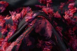 Color – Black / Pink / Red / Purple