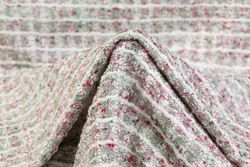 Color – Green / Pink / White