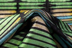 Color – Green / Blue / Yellow