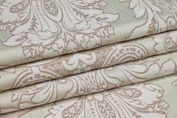Color – Green / White