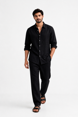 color – Black