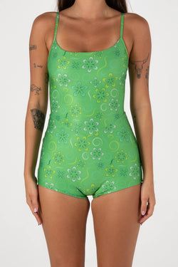Colour – Green Meadow
