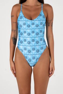 Colour – Sunny Blue