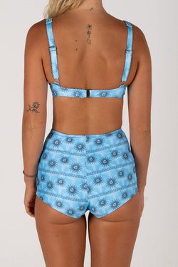 Also available in – Sunny Blue