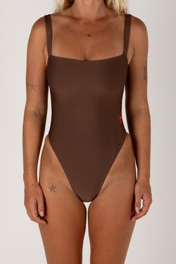 Colour – Chocolate